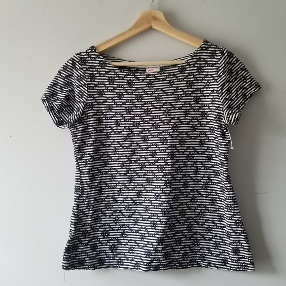 Anthropologie Postmark Black White Printed Tee Short Sleeve Floral XS - Picture 1 of 6
